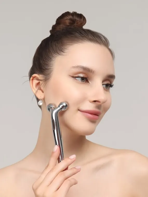 Массажёр для лица и зоны декольте, 2 шара, 14,3 × 4,5 см, цвет серебристый