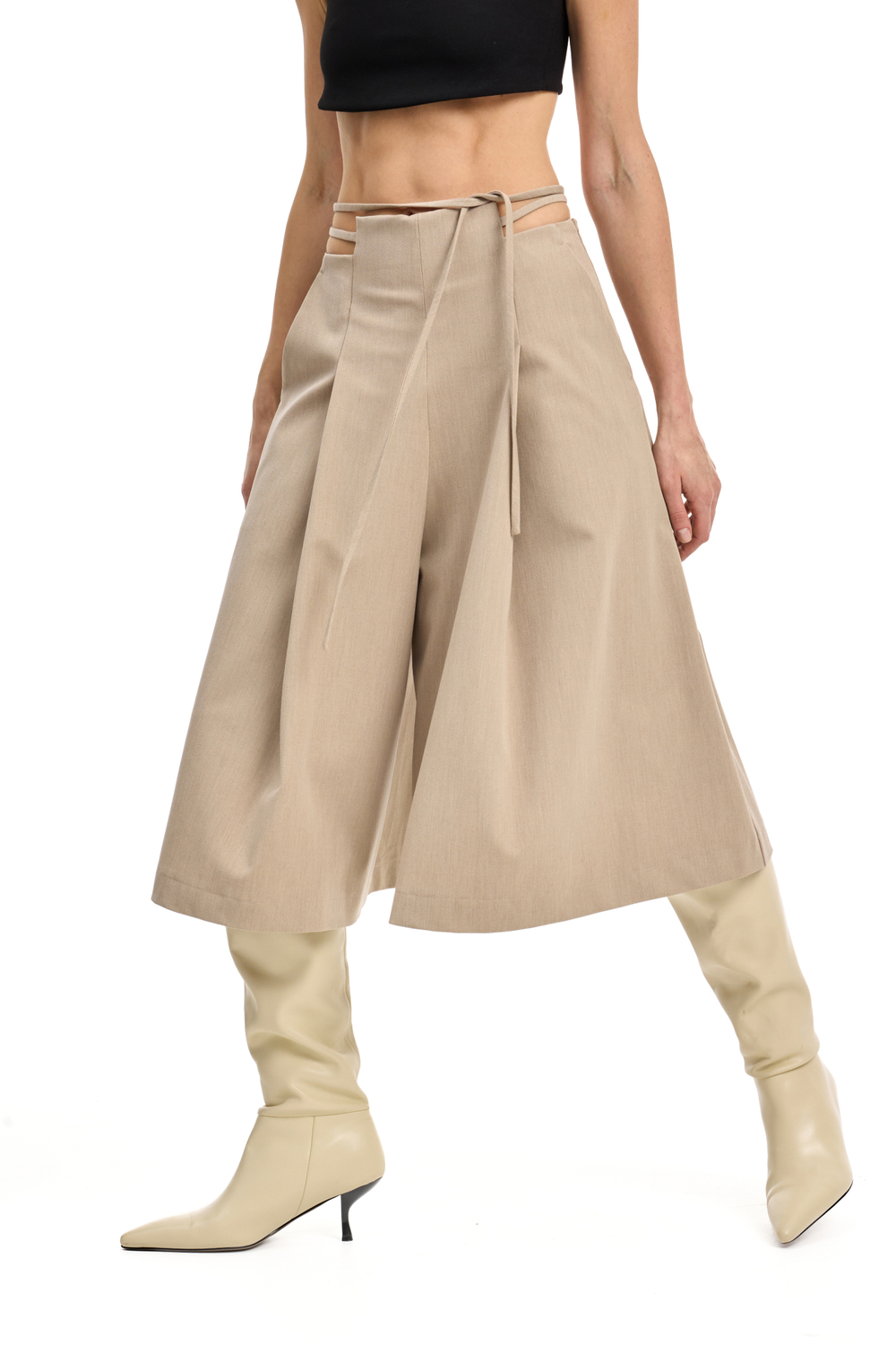 Бермуды DNK Beige