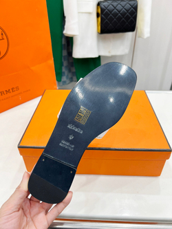 Hermes Idioma Sandal