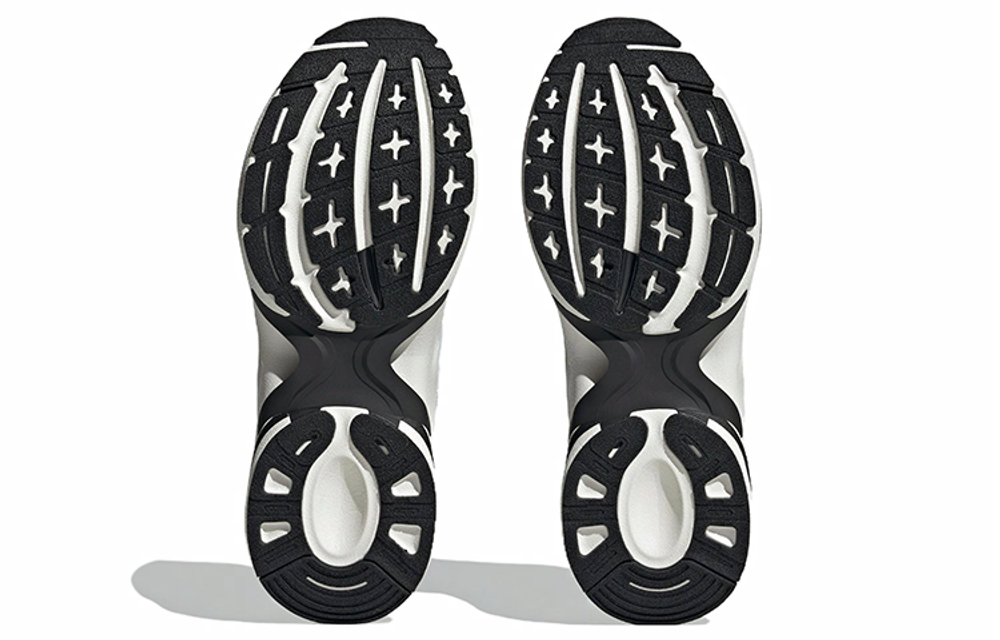 Кроссовки Adidas Maxxcetus