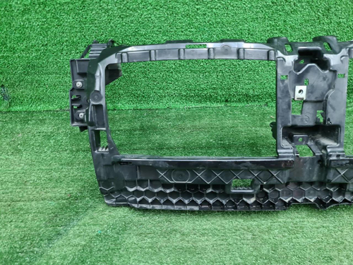 Воздуховод радиатора BMW 4er G22 (2020-н.в.)