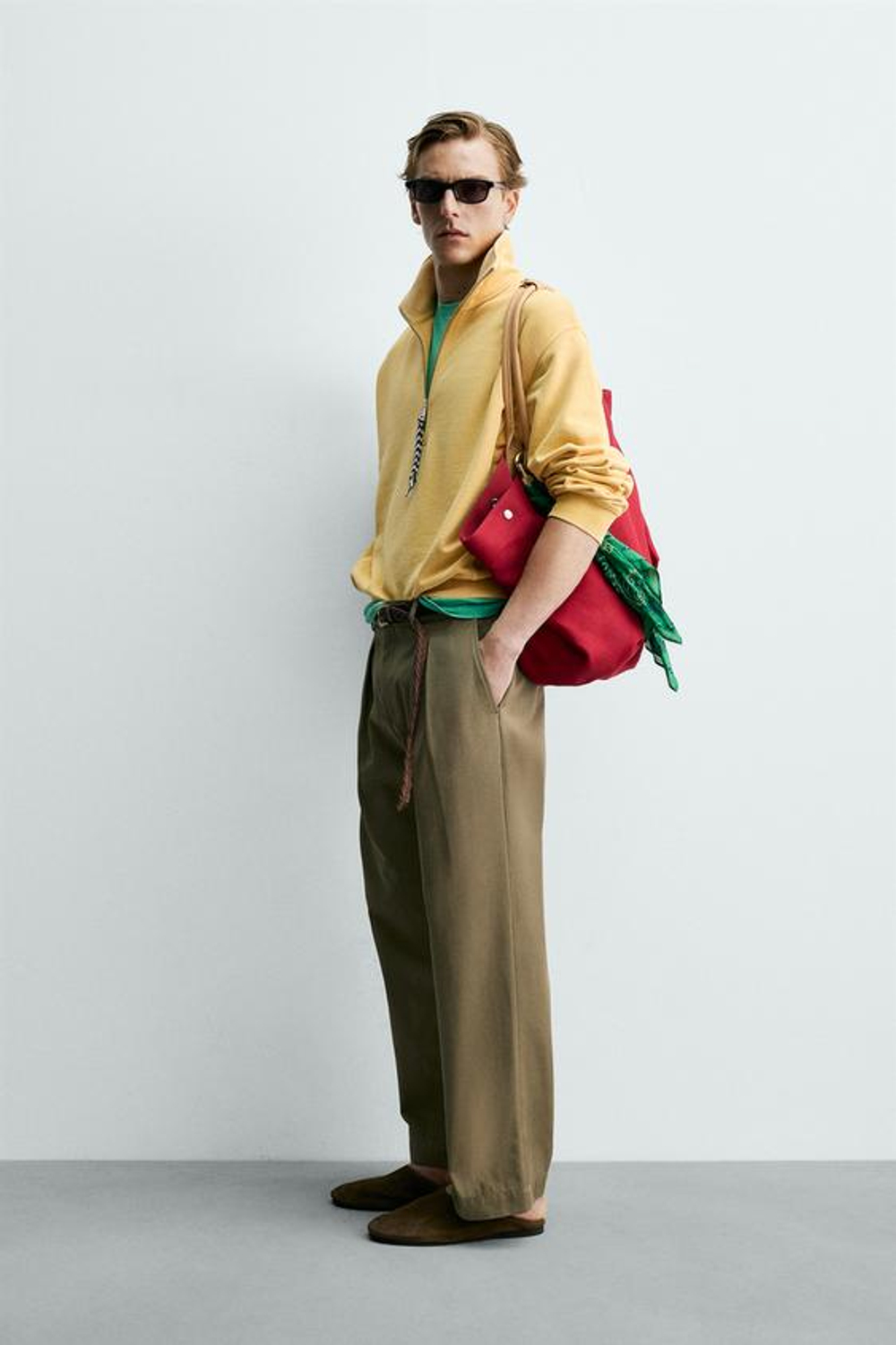 ZARA X AARON LEVINE БРЮКИ ЧИНОС СО СКЛАДКАМИ, ХАКИ