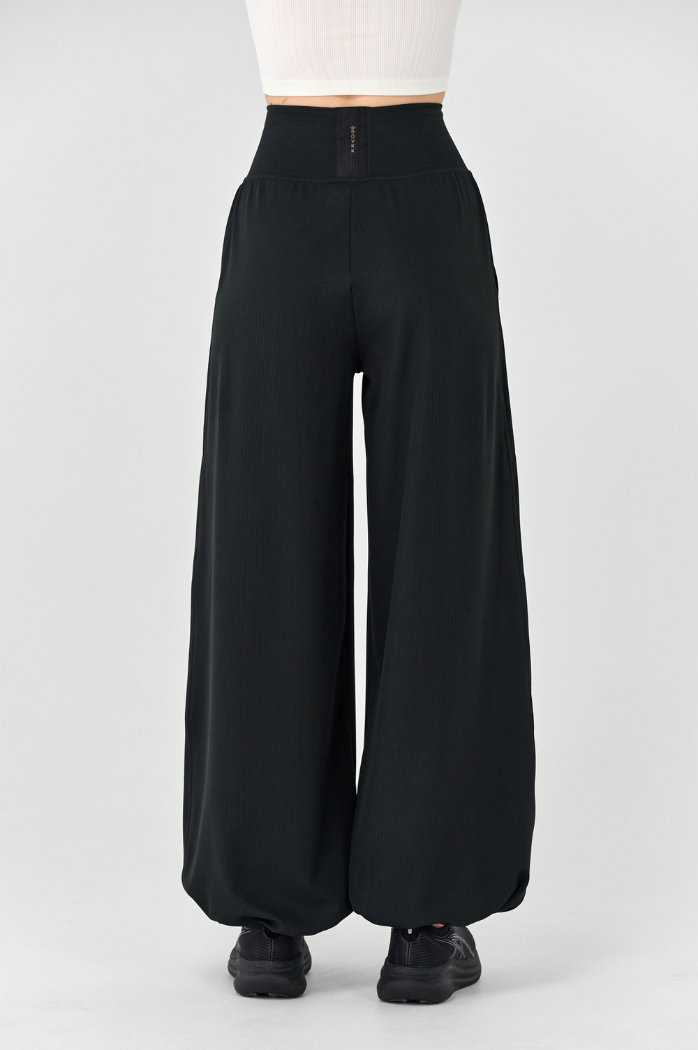 Брюки макси с манжетами с карманами