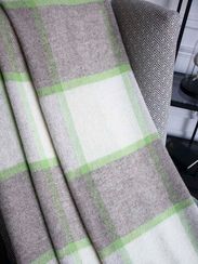 Плед MAYA 1-03 из овечьей шерсти  ANINAMAS