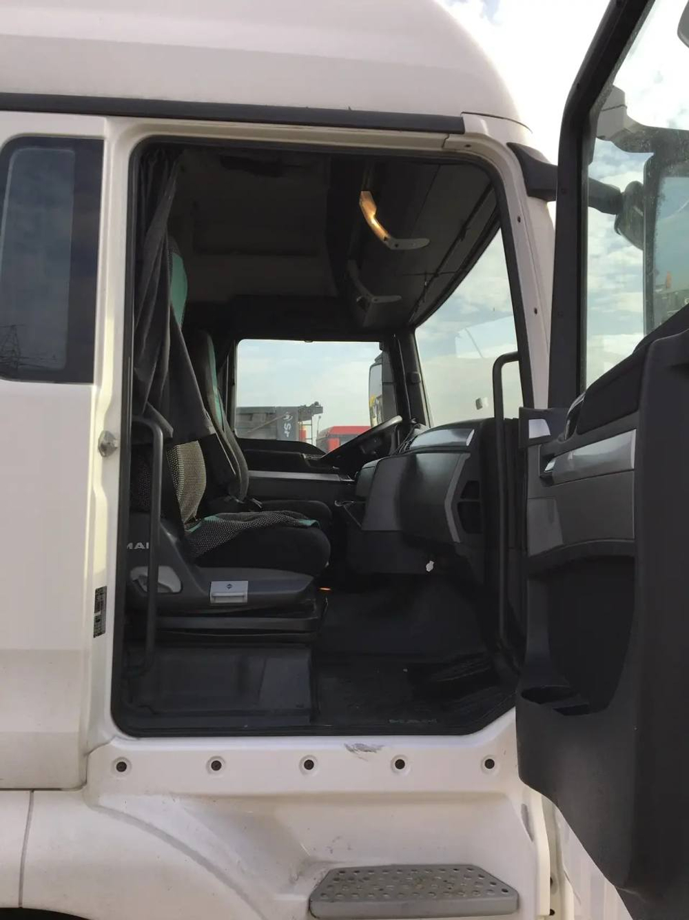 MAN TGX 4x2 Седельный тягач 18.480 4x2 BLS (Дизельный, 12,4 л, 480 л.с., АТ)