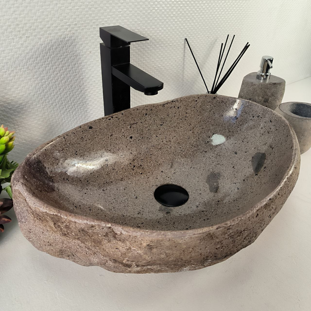 Раковина из речного камня RS-65419 52*35*15 0862