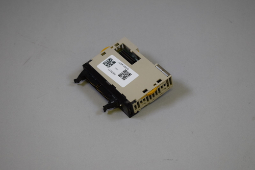 OMRON CJ1W-OD233