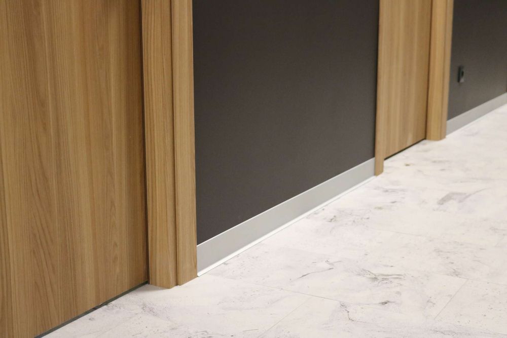 Плинтус алюминиевый Русский Профиль, 2500x12x100 мм