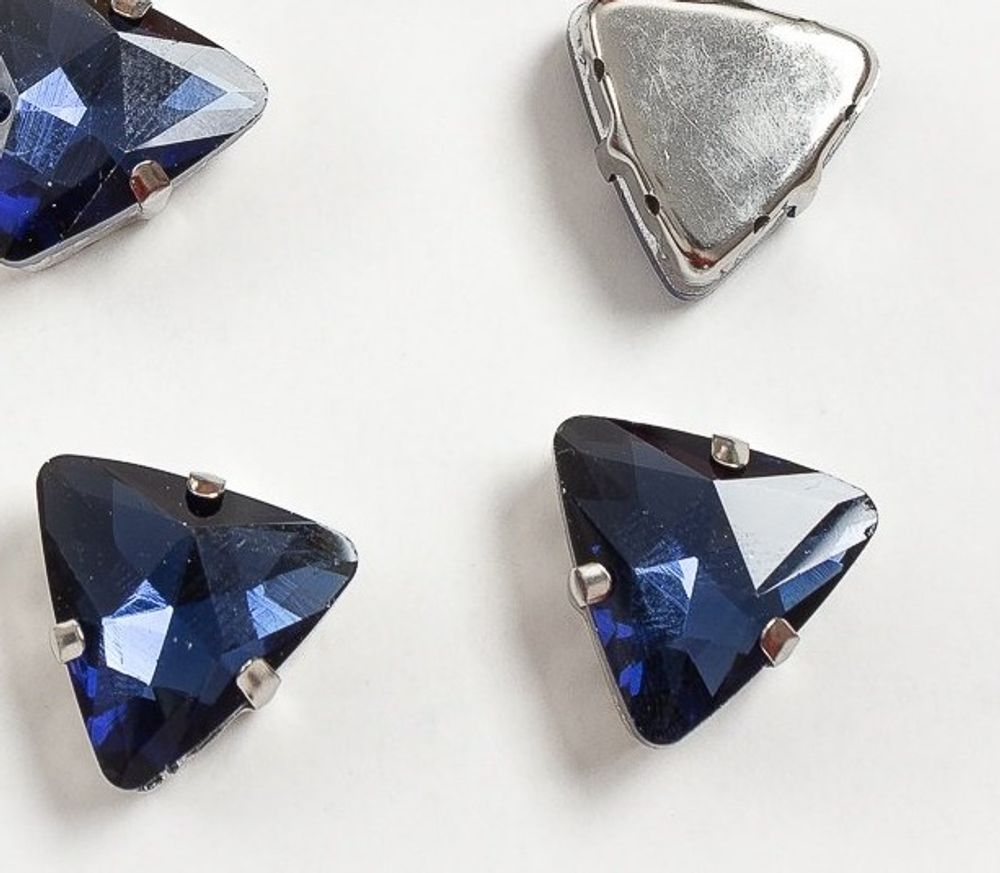 Стразы пришивные стекло в оправе "Треугольник", р. 18 мм, тёмно-синий