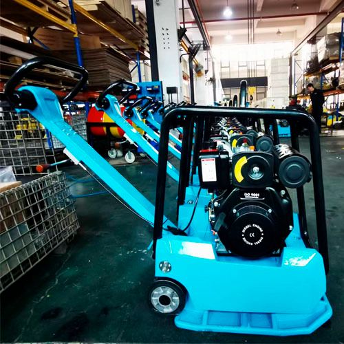 Виброплита бензиновая ROBUST CPC-300H реверсивная - [180 кг / 30 кН / Honda GX270]