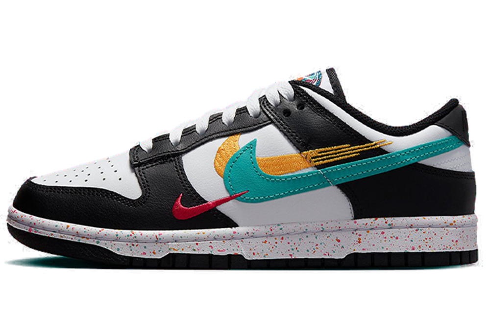 Nike dunk multicolor sales
