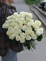 Белая роза сорт «Мондиаль» (Эквадор)