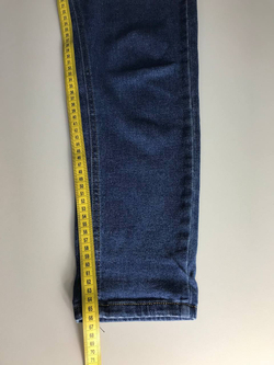 Джинсы Королева В практичные, маркировка 26, визуально на 42 размер