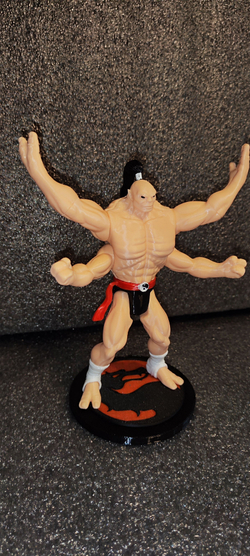 подвижная фигурка ,,Принц Горо,, Mortal Kombat, пластик, цвет телесный