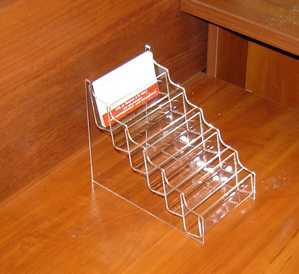 Подставка под визитки 6-ти яр