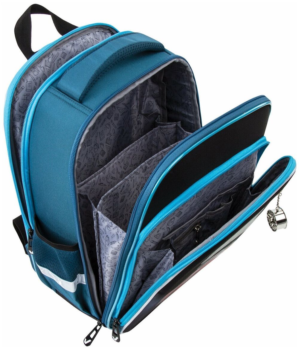 Ранец BRAUBERG QUADRO, 3 отделения, с брелком, "Speed power", 37х28х18 см, 229955