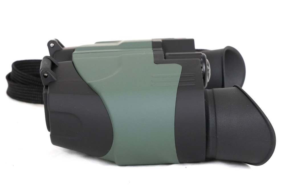 Бинокль Arkon 10x21