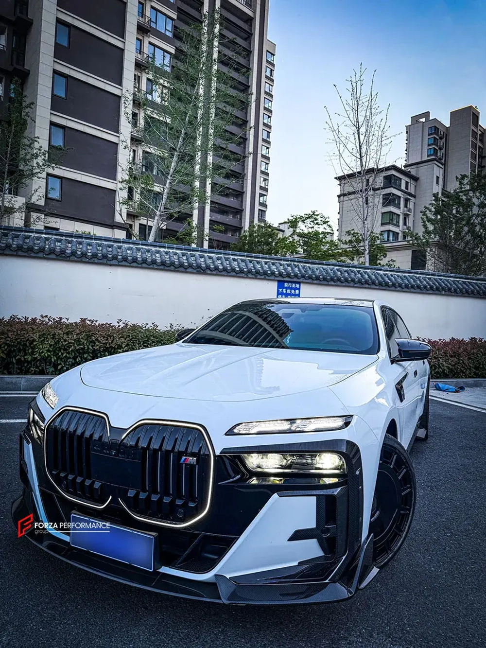 Карбоновый обвес для BMW 7 серии G70 2022+ БМВ