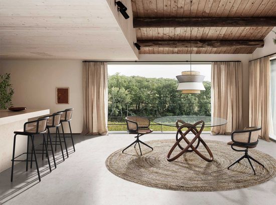 Поворотное кресло 4129/DC-1698B из бархата и ротанга Испания 