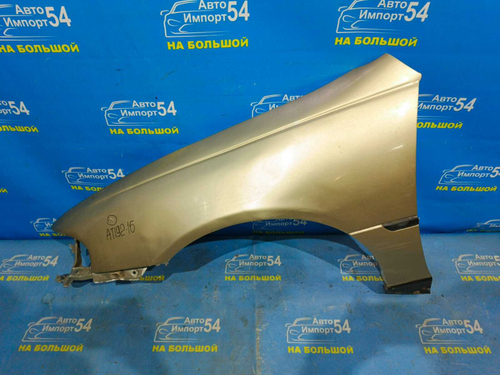 Крыло переднее левое TOYOTA CARINA 1993