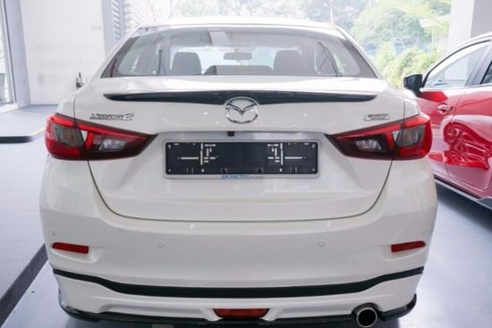 Лип спойлер V.1 для Mazda 2