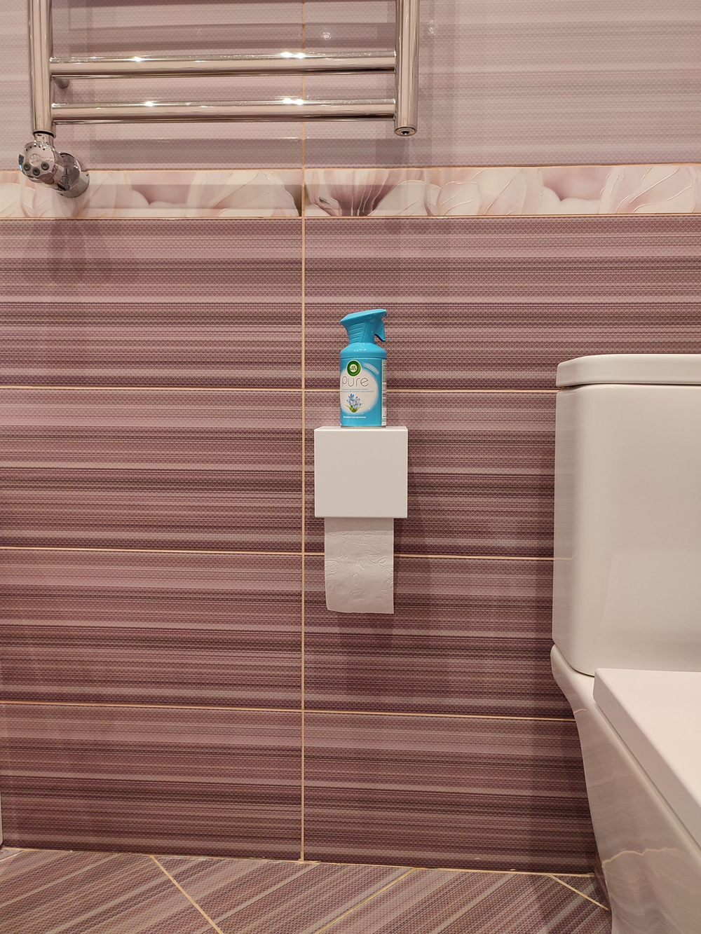 Держатель для туалетной бумаги MetaDec Quadratic c полочкой, белый