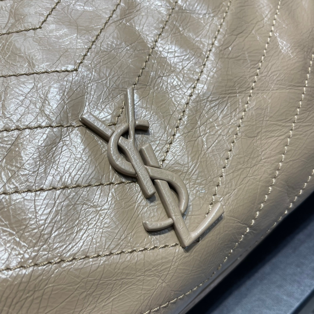 Yves Saint Laurent Niki Shopping Bag 33 cm