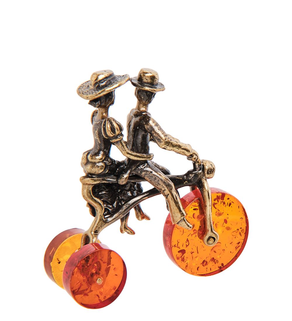 Народные промыслы AM-2966 Фигурка «Парочка на велосипеде» (латунь, янтарь)