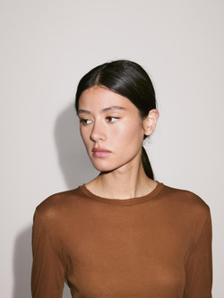 Massimo Dutti Футболка из 100% хлопка с деталями на воротнике, жженый