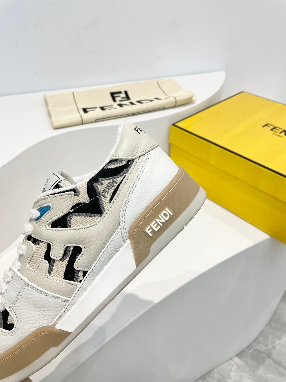 Fendi Sneakers