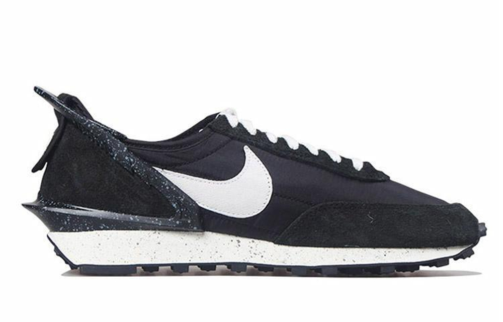 Кроссовки Nike Daybreak