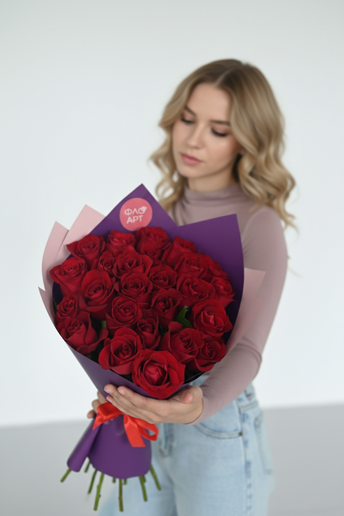 Розы красные 40 см (Premium) 25 шт