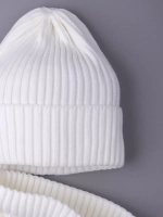 Шапка и снуд для девочки осенняя