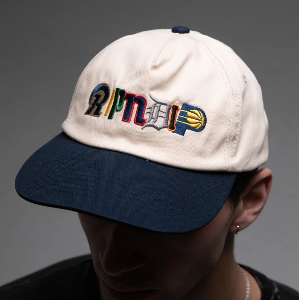 Купить кепка ripndip fan fave snapback off white по цене 4