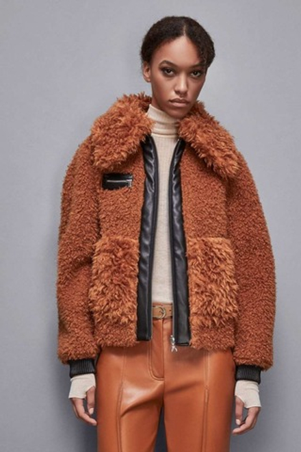 Куртка женская PATRIZIA PEPE