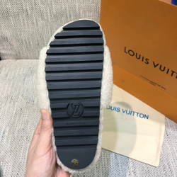 Louis Vuitton Paseo Flat Comfort Mule
