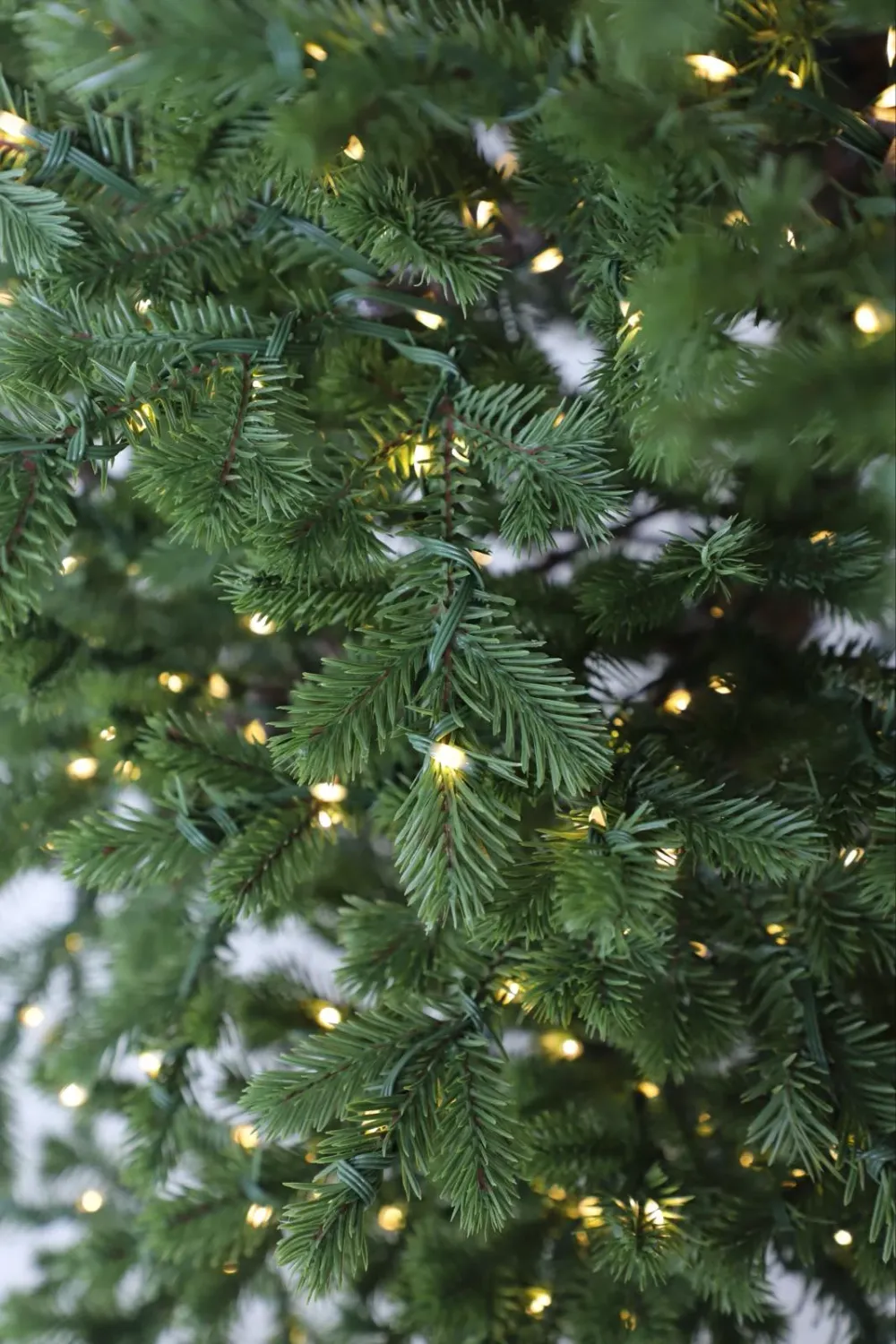 Елка с гирляндой встроенной 2в1 «Meribel» (Литая хвоя) от 1,8 м до 3 м