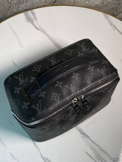Несессер Louis Vuitton