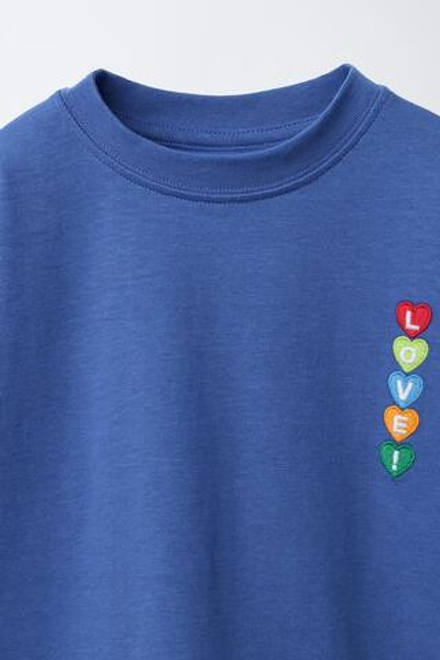 ZARA ФУТБОЛКА С НАШИВКОЙ И ВЫШИВКОЙ, СИНИЙ