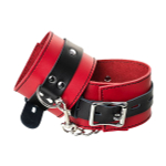 Красно-черные кожаные наручники со сцепкой ToyFa Theatre 701007