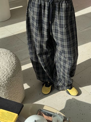 Желтые замшевые кроссовки-футзалки