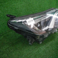 Фара правая Toyota RAV4 4 CA40 (2015-2019) LED