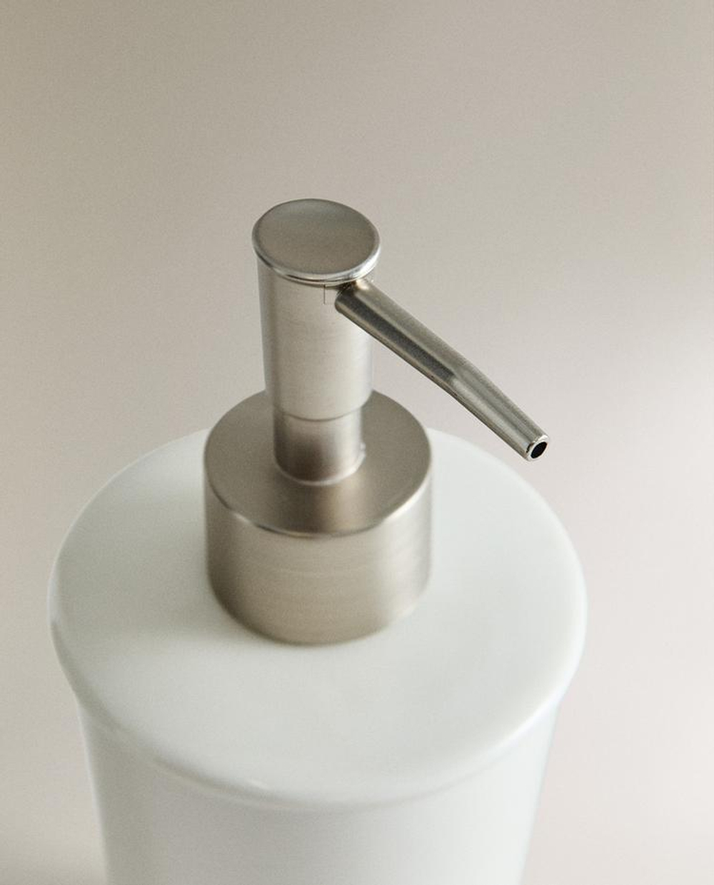 ZARA HOME КЕРАМИЧЕСКИЙ ДОЗАТОР ДЛЯ МЫЛА, ЭКРЮ