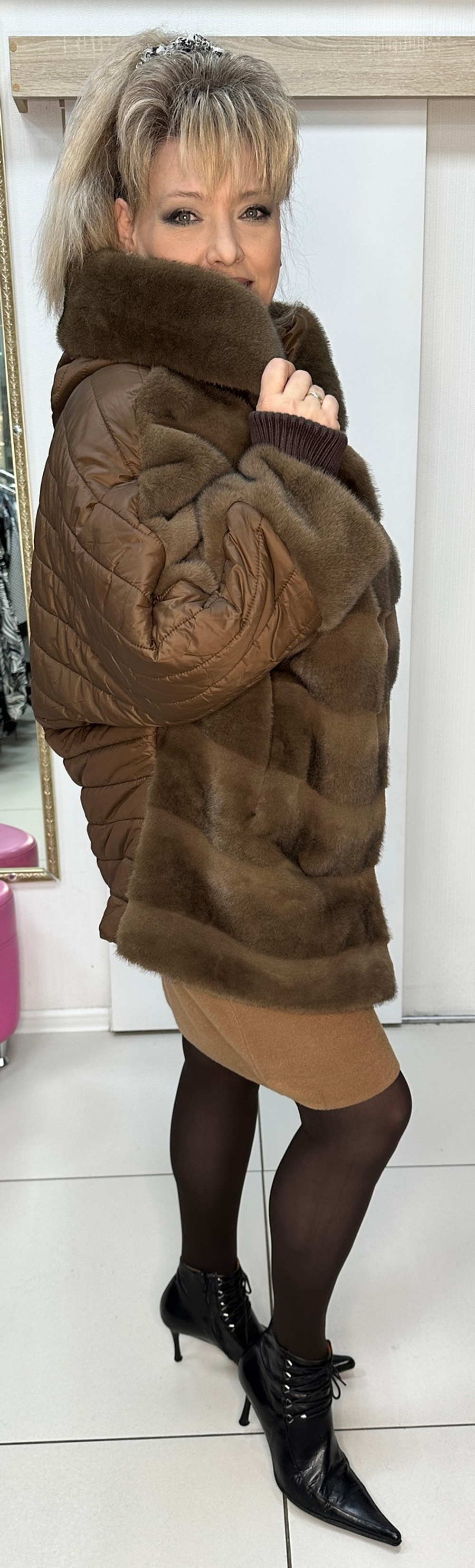 Комбинированная куртка-шубка из искусственного меха