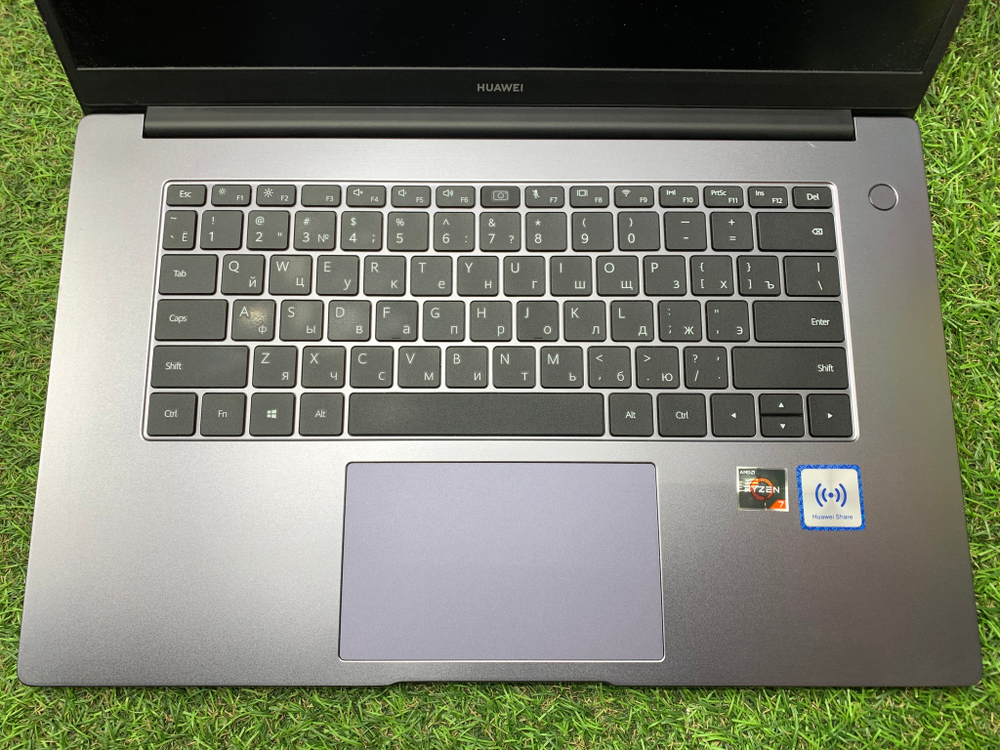 Мощный Ультрабук Huawei Ryzen 7/Vega 10/8GB/SSD512