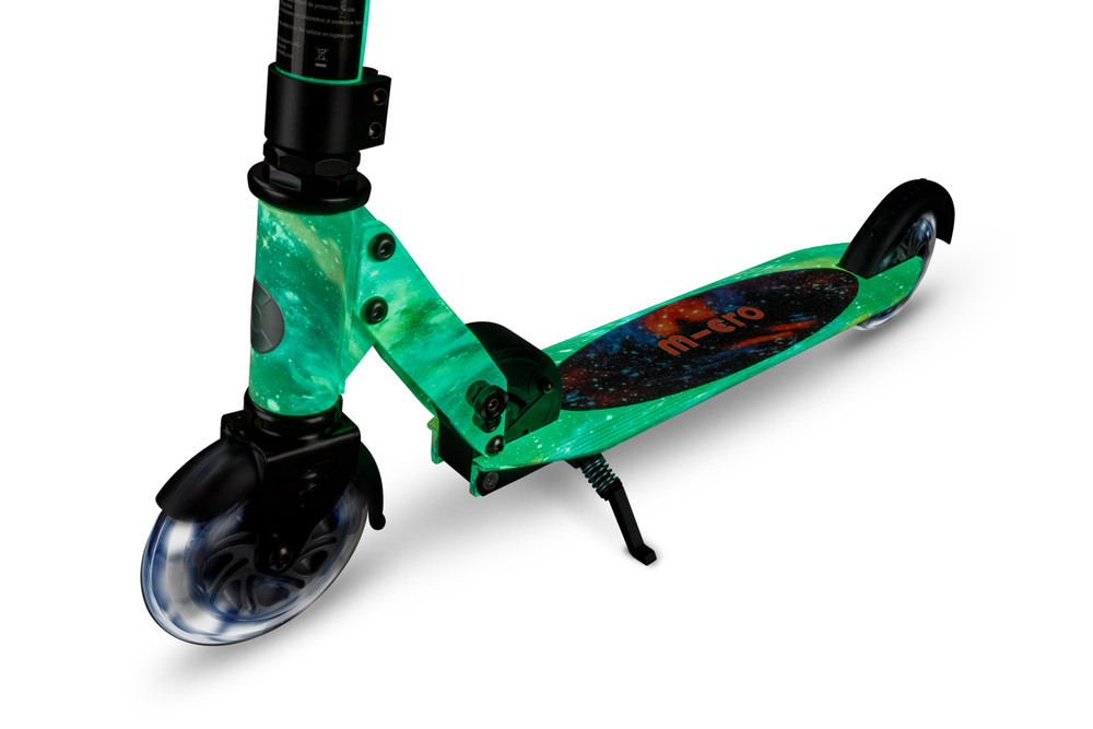 Самокат Micro Sprite Glow (светится в темноте) LED, Art Млечный путь