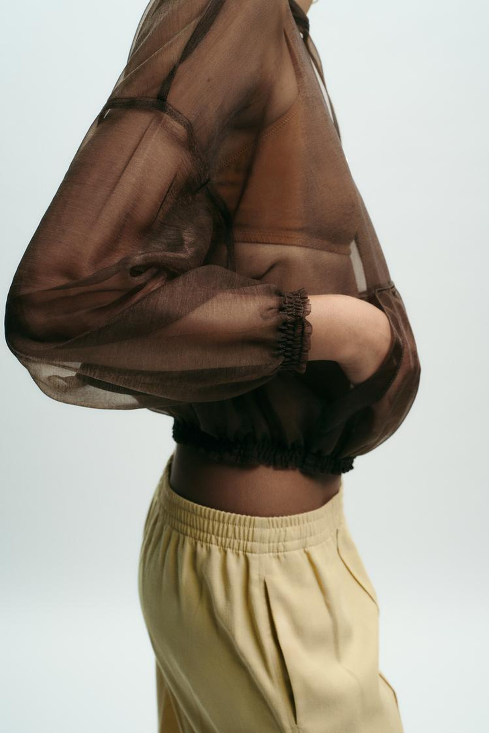 ZARA КУРТКА С КАПЮШОНОМ ИЗ ОРГАНЗЫ, КОРИЧНЕВЫЙ