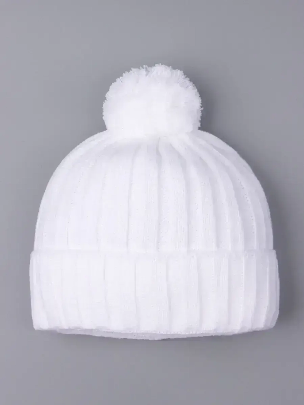 Шапка детская осенняя вязаная с помпоном