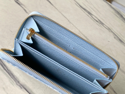 Louis Vuitton Zippy Wallet