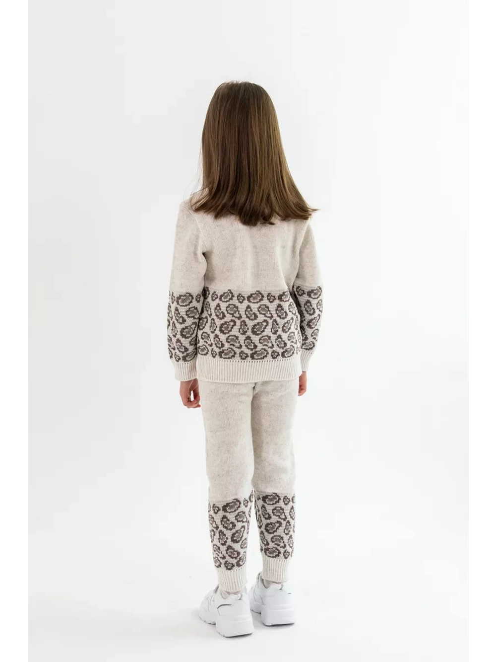 Кофта вязаная